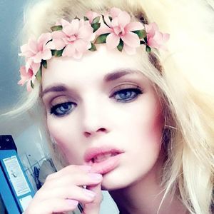 Meet your Posher, Barbie